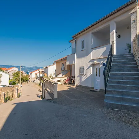 Mare 1 Apartment Vrbnik (Primorje-Gorski Kotar)