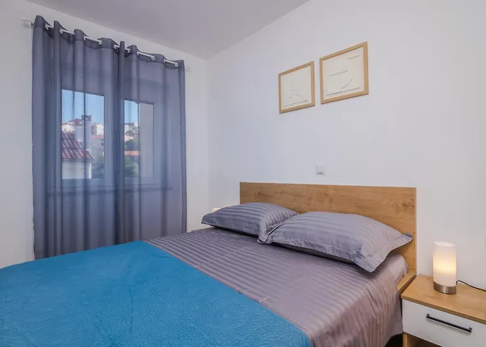 Apartment Mare 1