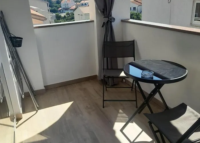 Mare 1 Vrbnik (Primorje-Gorski Kotar)